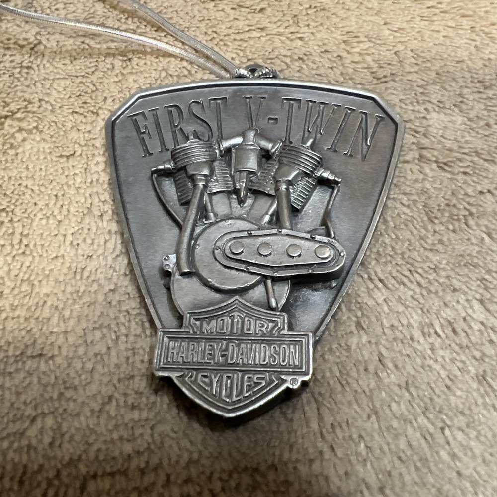 Harley Davidson First‎ V-Twin Vintage 1999 Pewter Ornament